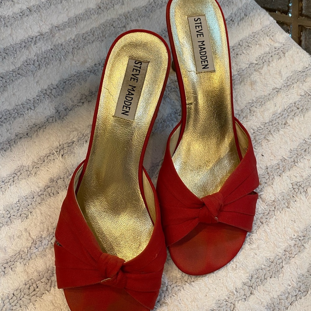 Steve Madden sandals